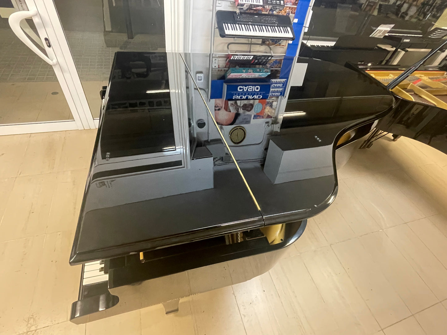 Yamaha C3 - Piano de 1/2 cola Negro ( Ocasión )