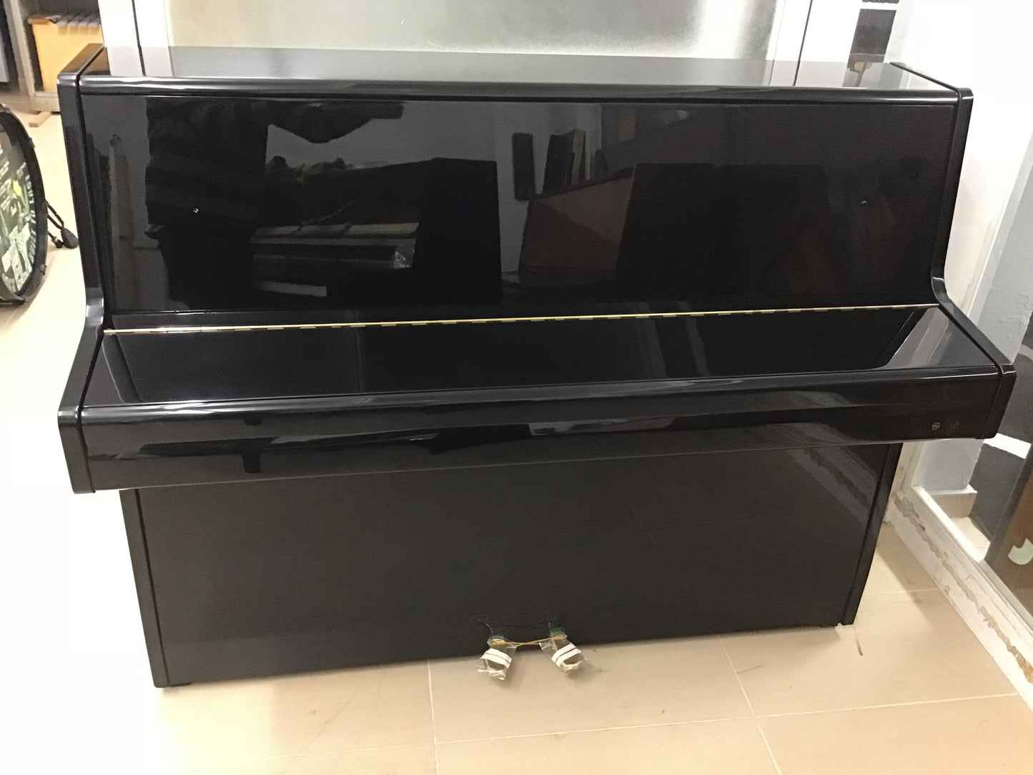 Samick S-108 - Piano Vertical Negro ( 108cm )
