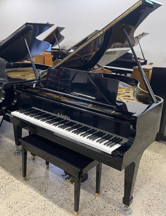 Kawai KG2 - Piano de 1/4 de cola Negro - Ocasión